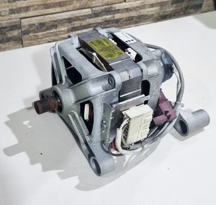 Motor lavarropas Electrolux Funcionando - foto 2